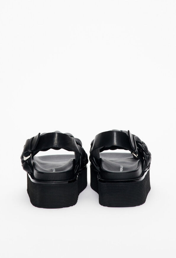 222ATHENA 222ATHENA : Chaussures couleur NOIR