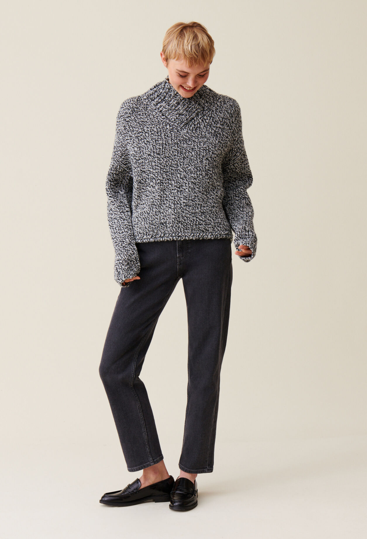 Grey chunky jumper shop