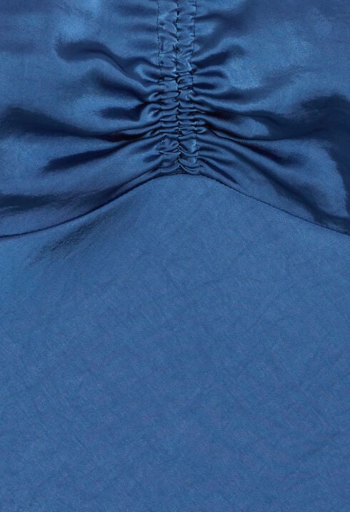 Long blue strapless dress