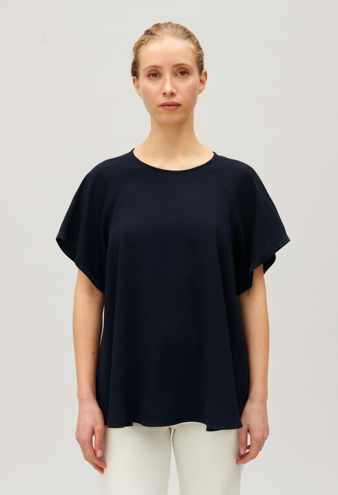Navy short-sleeved top