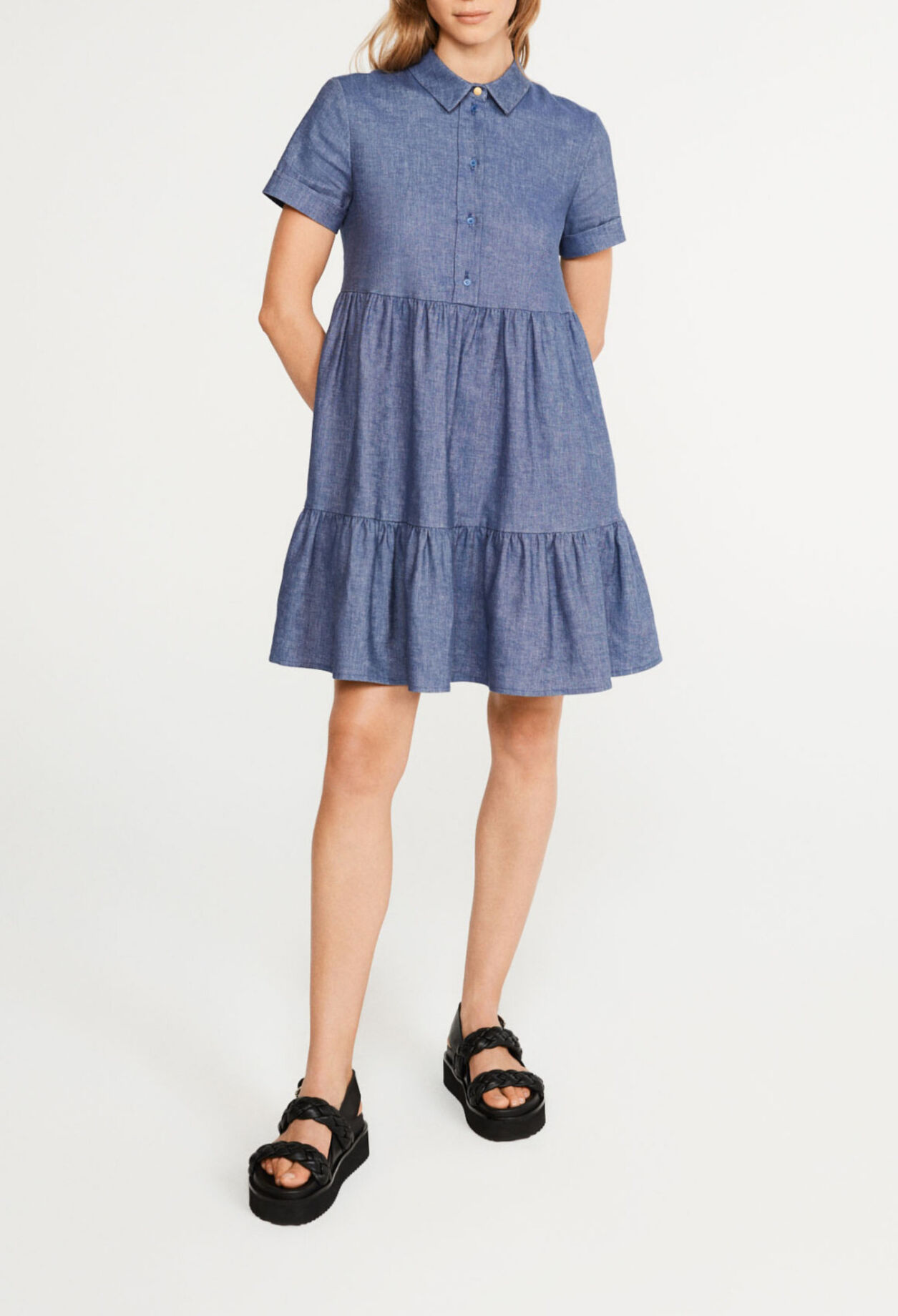 Short dress