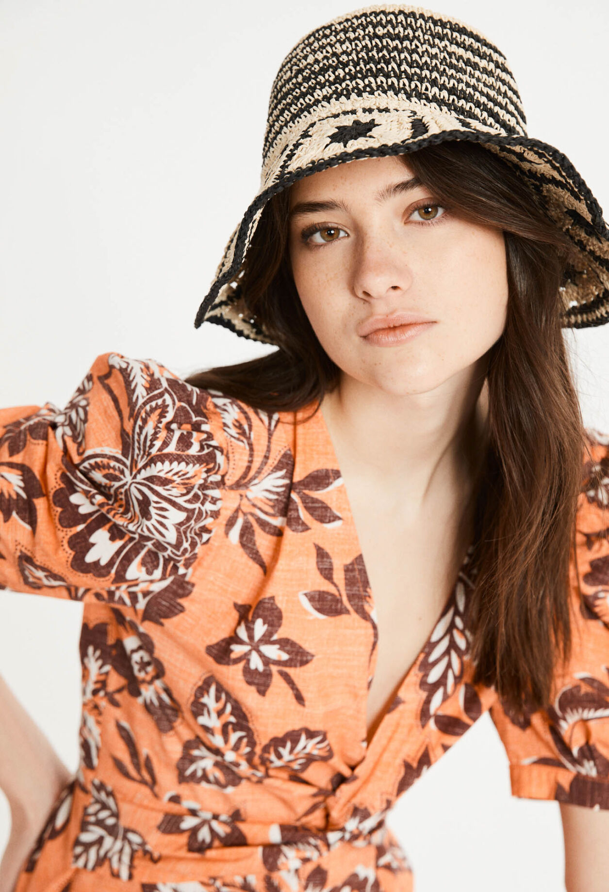 Crochet bucket hat