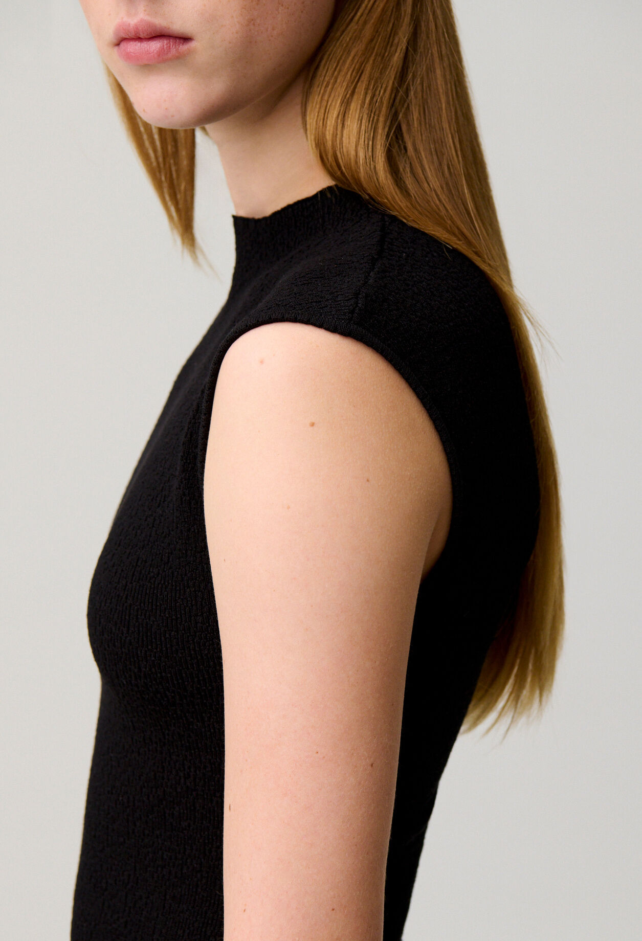 Sleeveless knit top