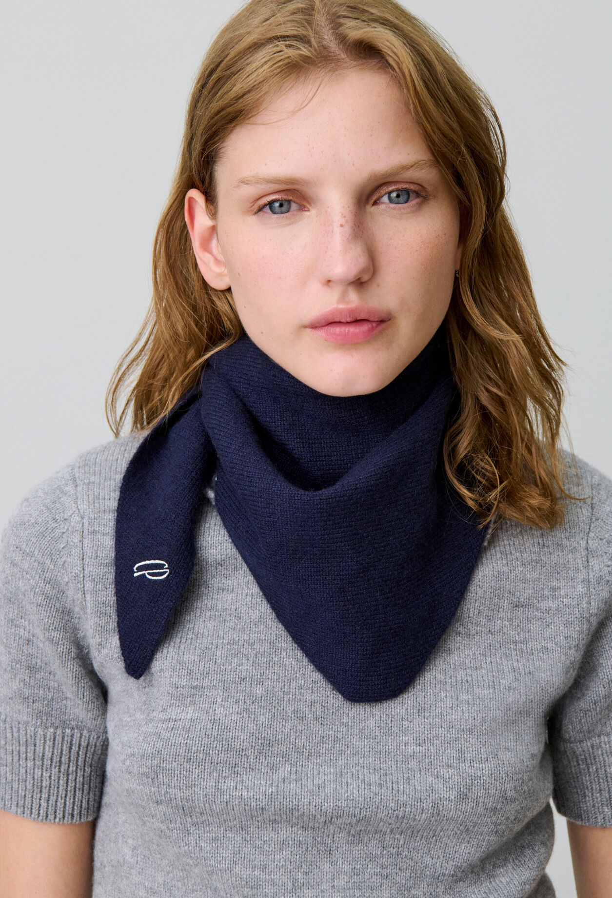 Wool and cashmere scarf