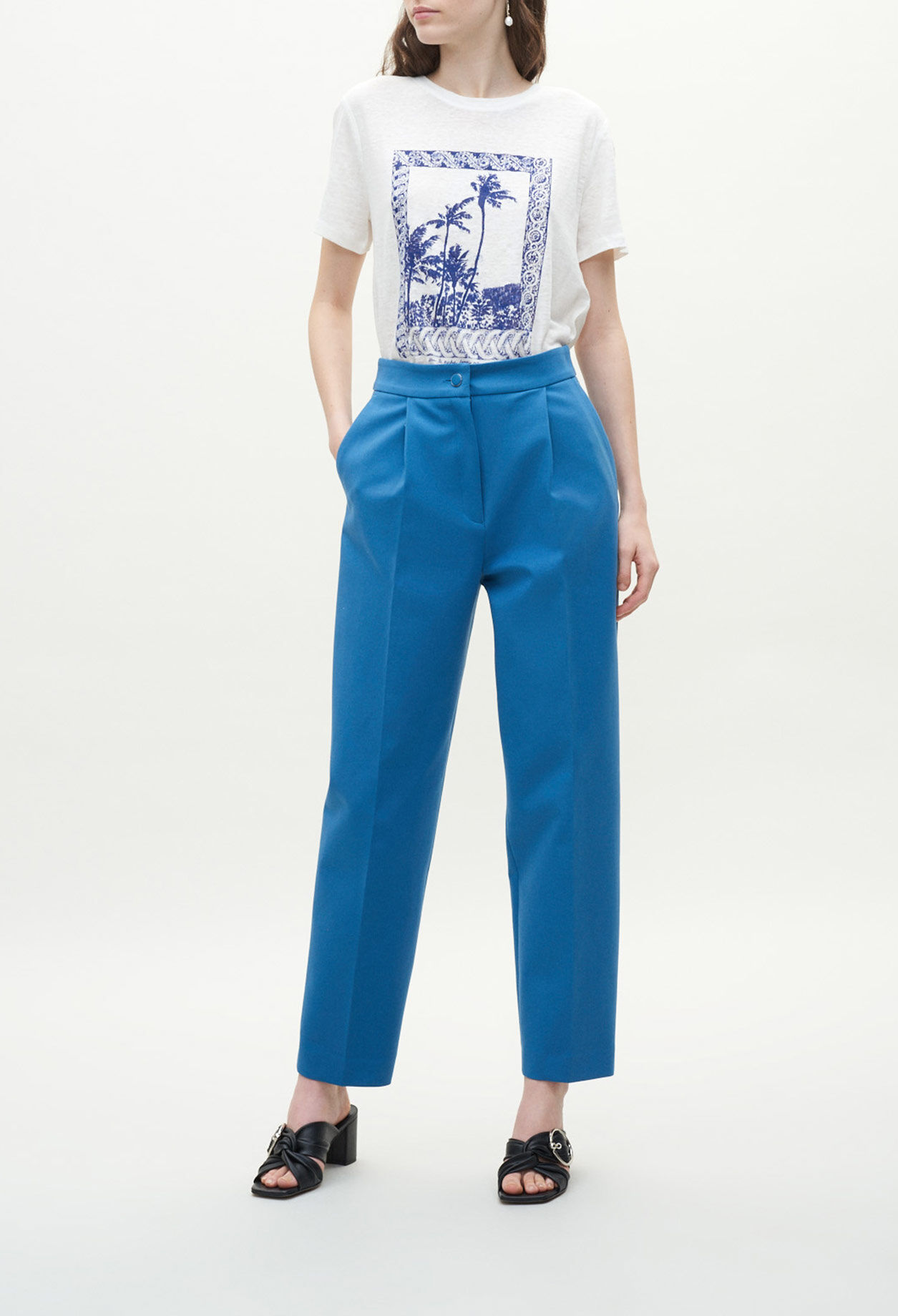 Pleated trousers