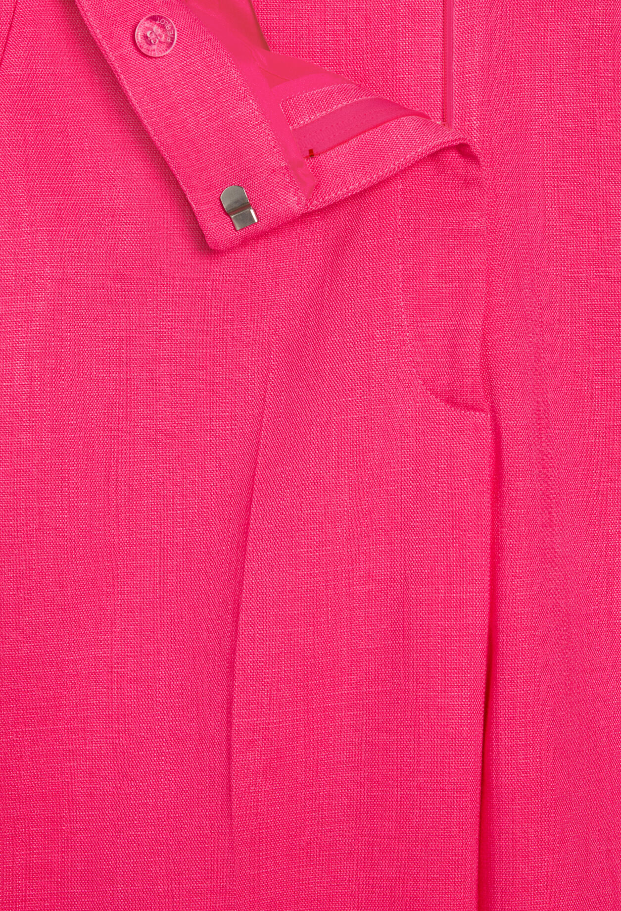 Loose pink trousers