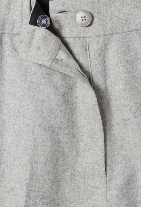 Light grey straight Bermuda