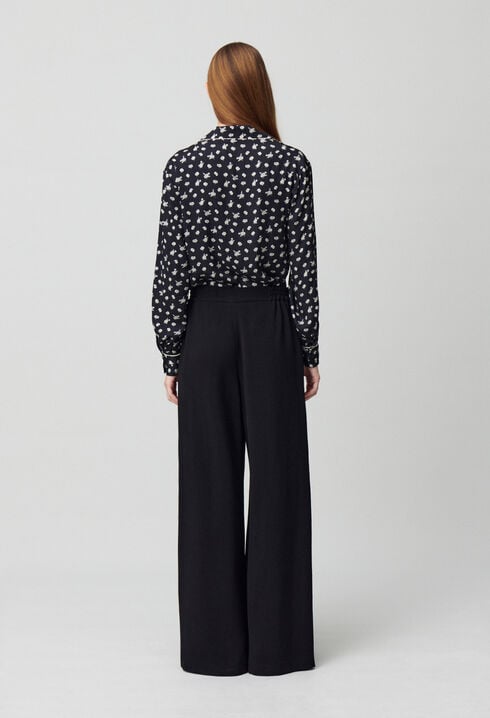 Elasticated fluid trousers