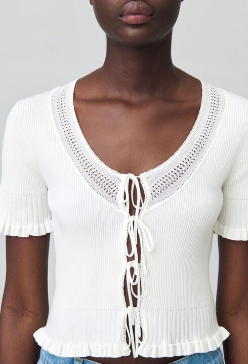 Fine knit top with bows