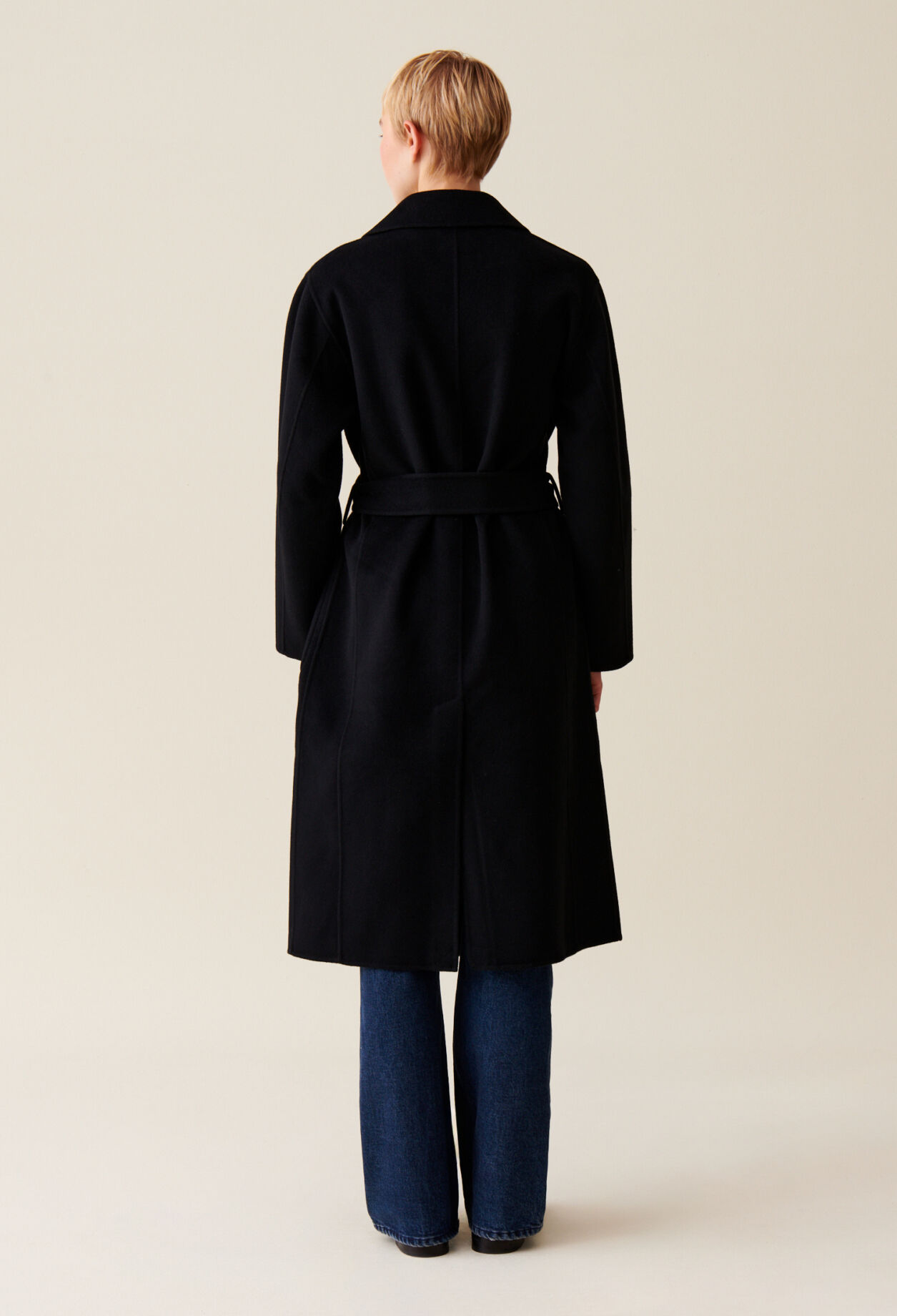 Black belted long coat for women | Claudie Pierlot Black belted long coat for women | Claudie Pierlot