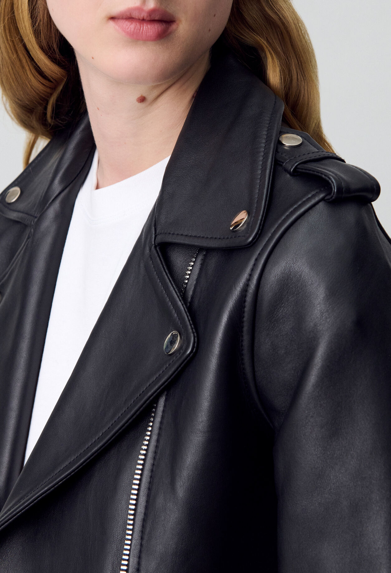 襟なしzip upレザージャケット☆ Claudie Pierlot Leather jackets for women | Claudie Pierlot