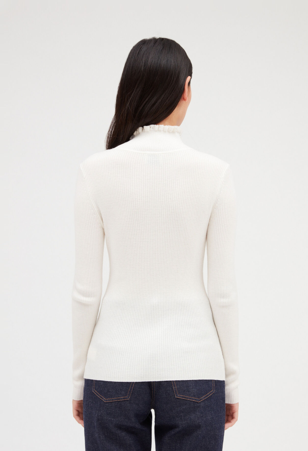 Fine-knit jumper