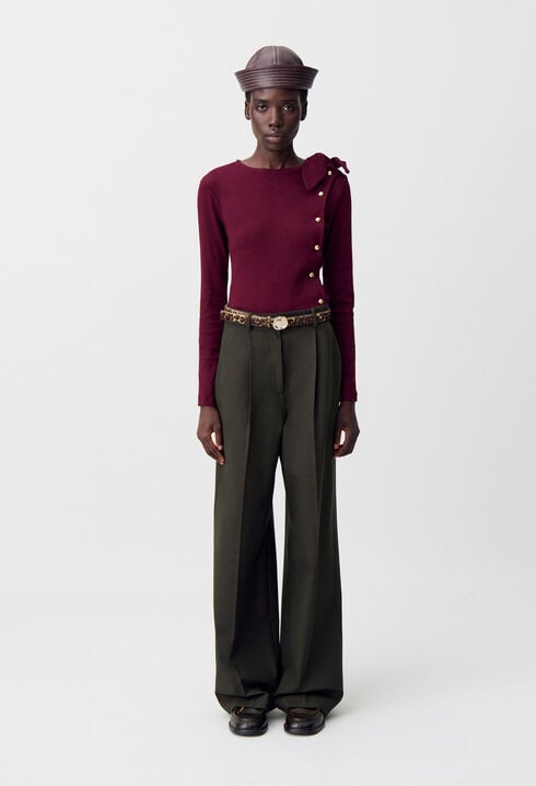 Long-sleeved T-shirt
