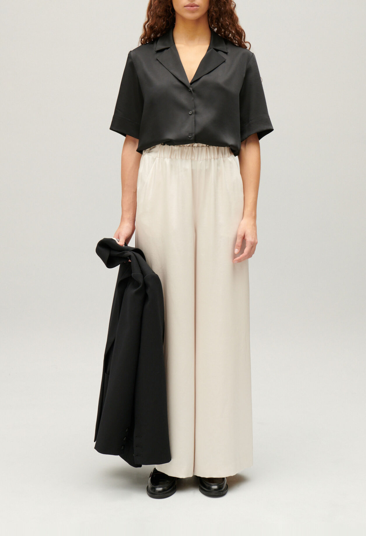 Floaty short-sleeved shirt