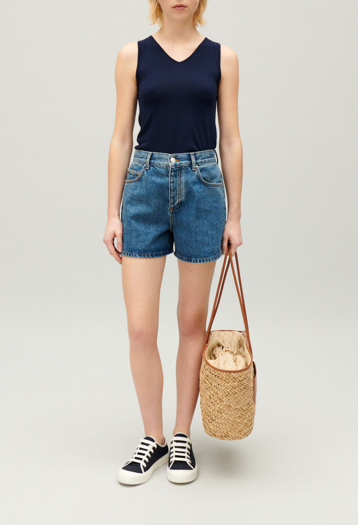 Knit vest