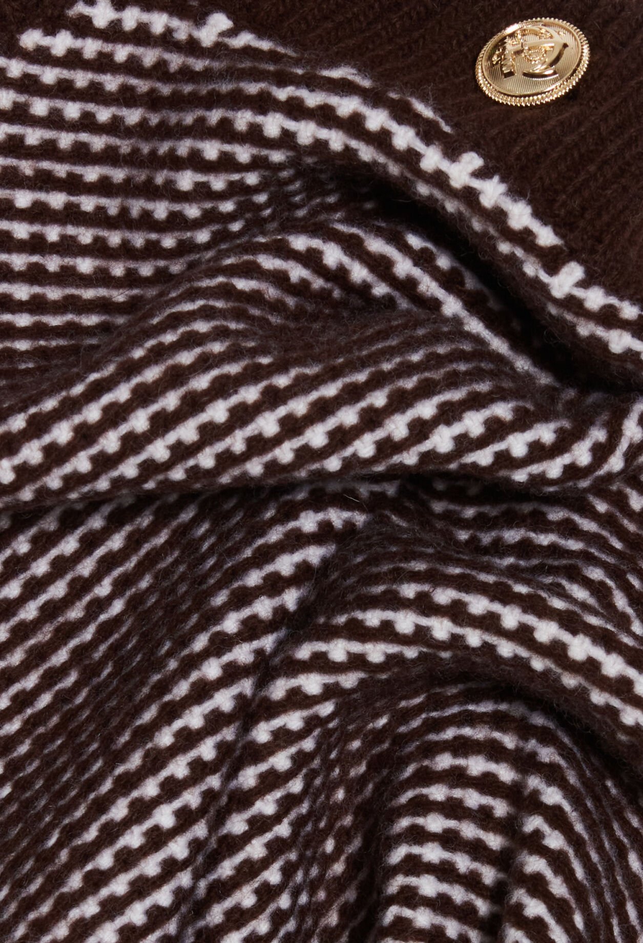 Two-tone knit jumper