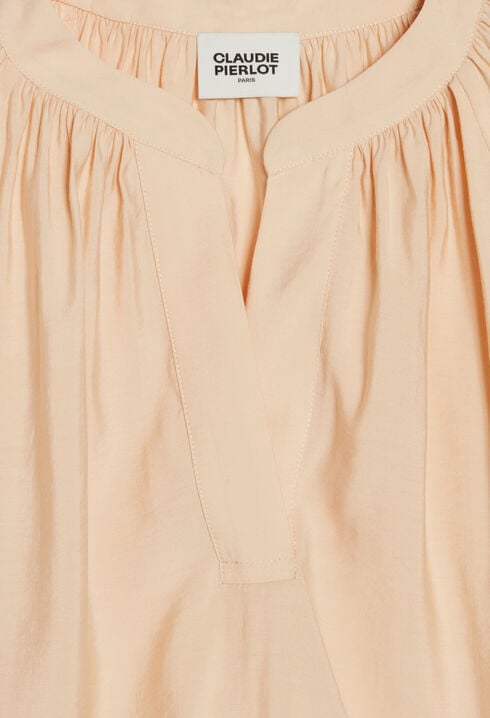 Short-sleeved blouse