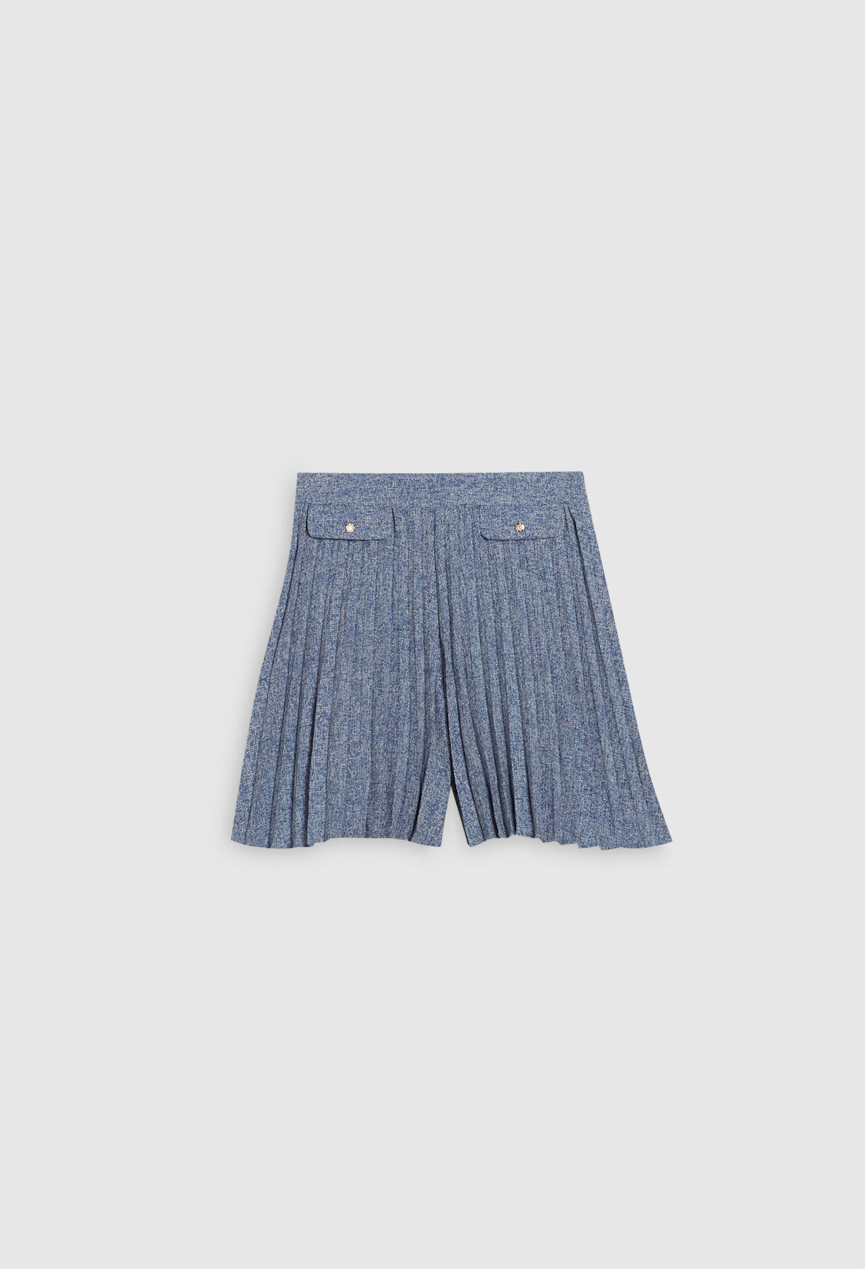 Pleated shorts