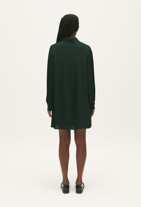 Short pleated dress