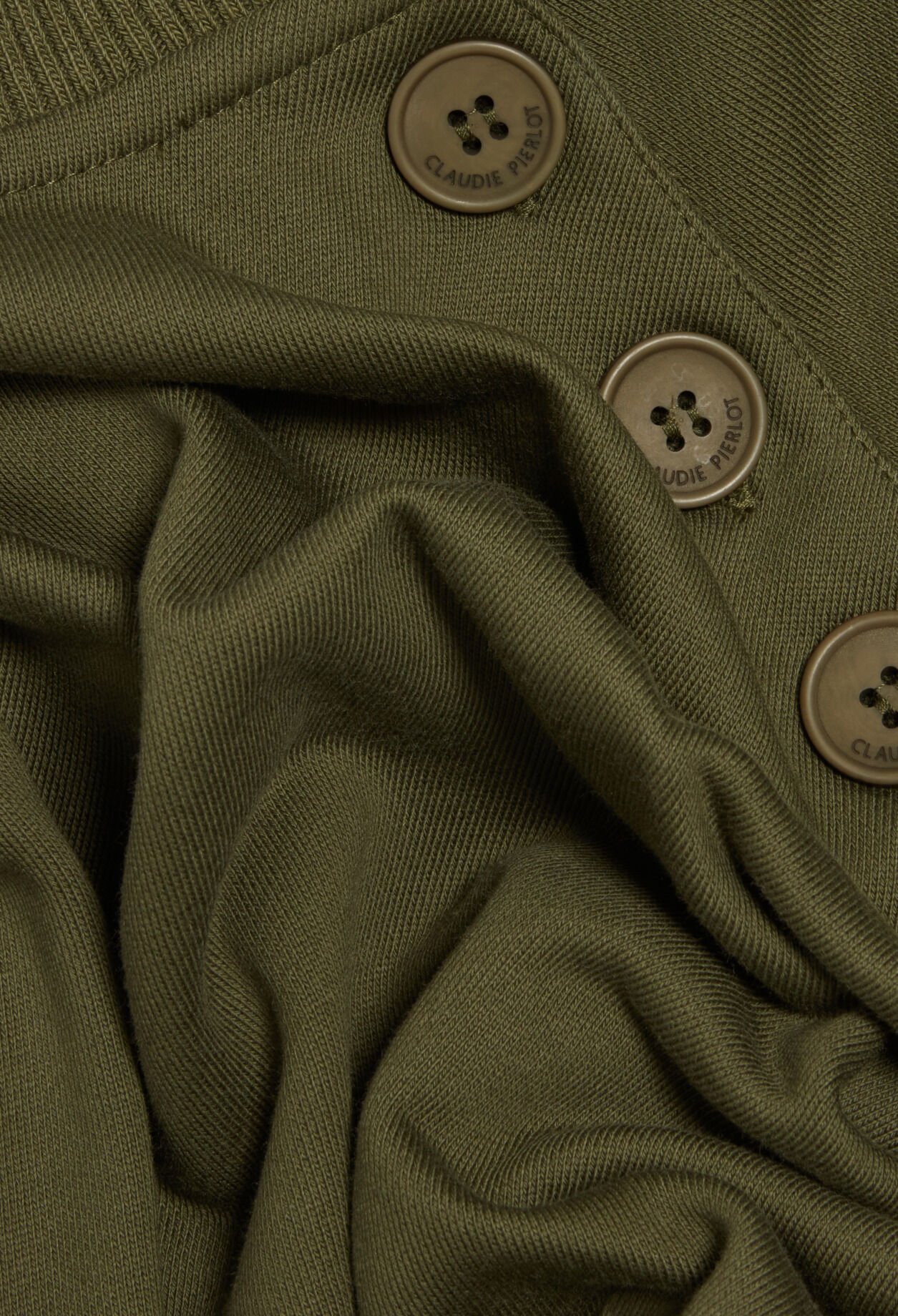 Button sweatshirt