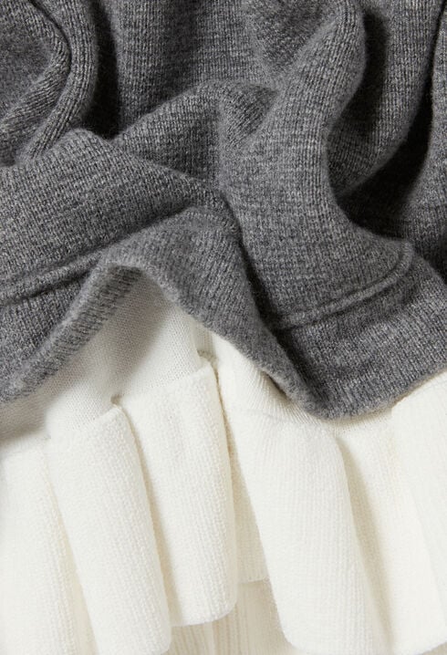 Short Skirt in Fine Knit Fabric