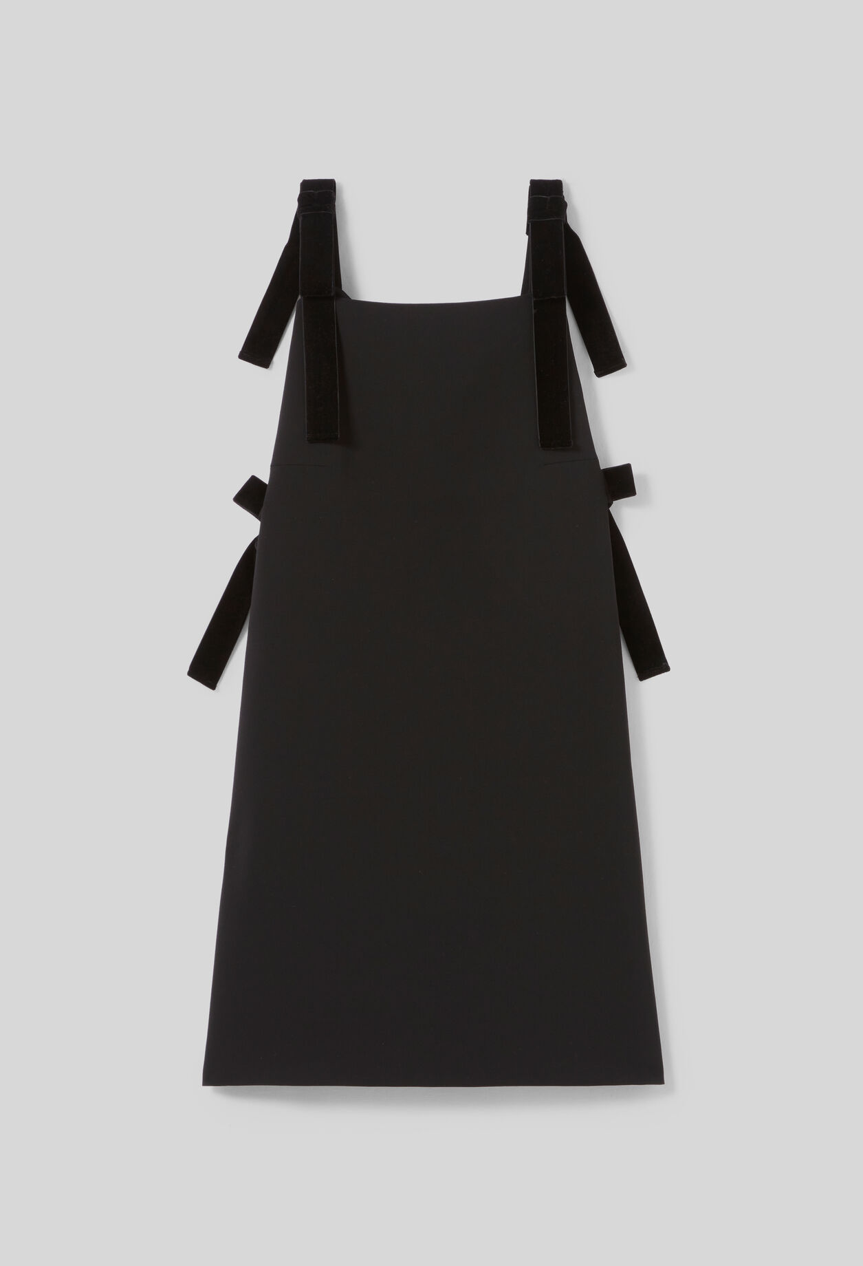 Short velvet dress