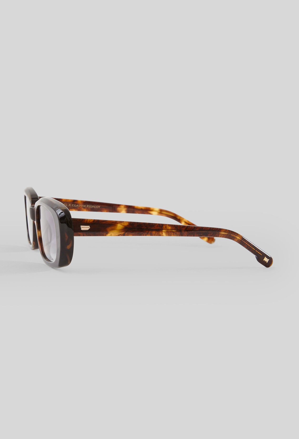 Rectangular sunglasses