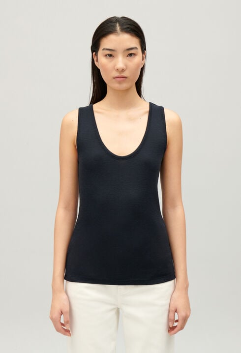 Wool vest top