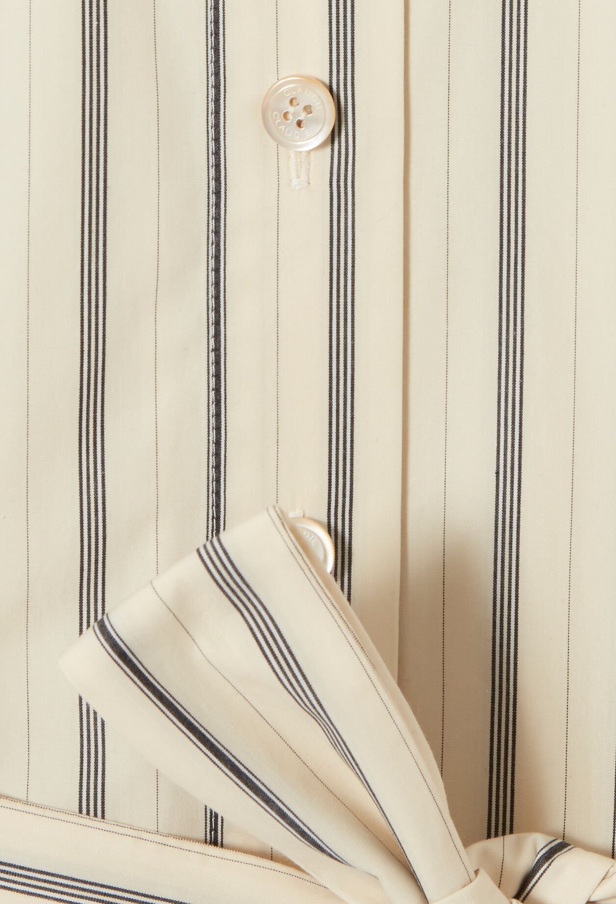 Short dress with long sleeves