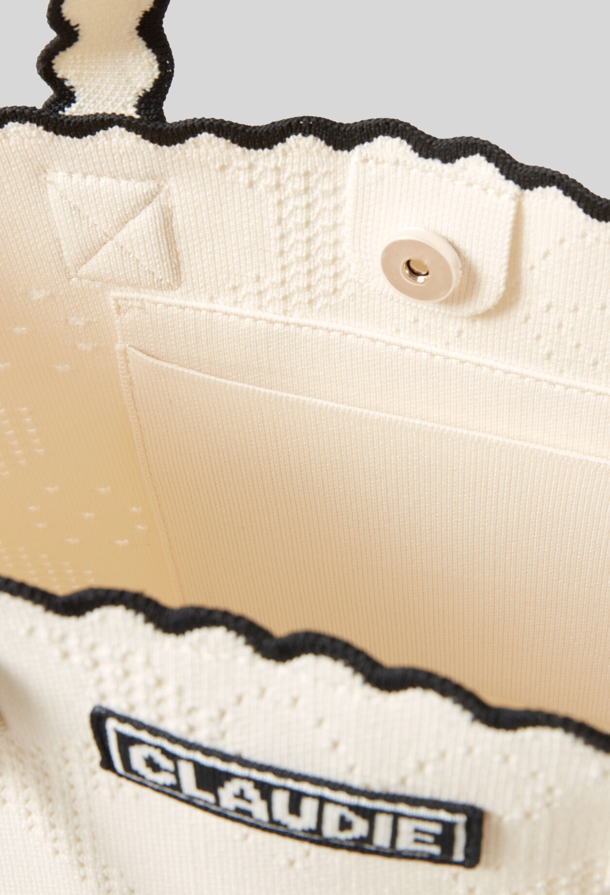 Two-tone knit bag