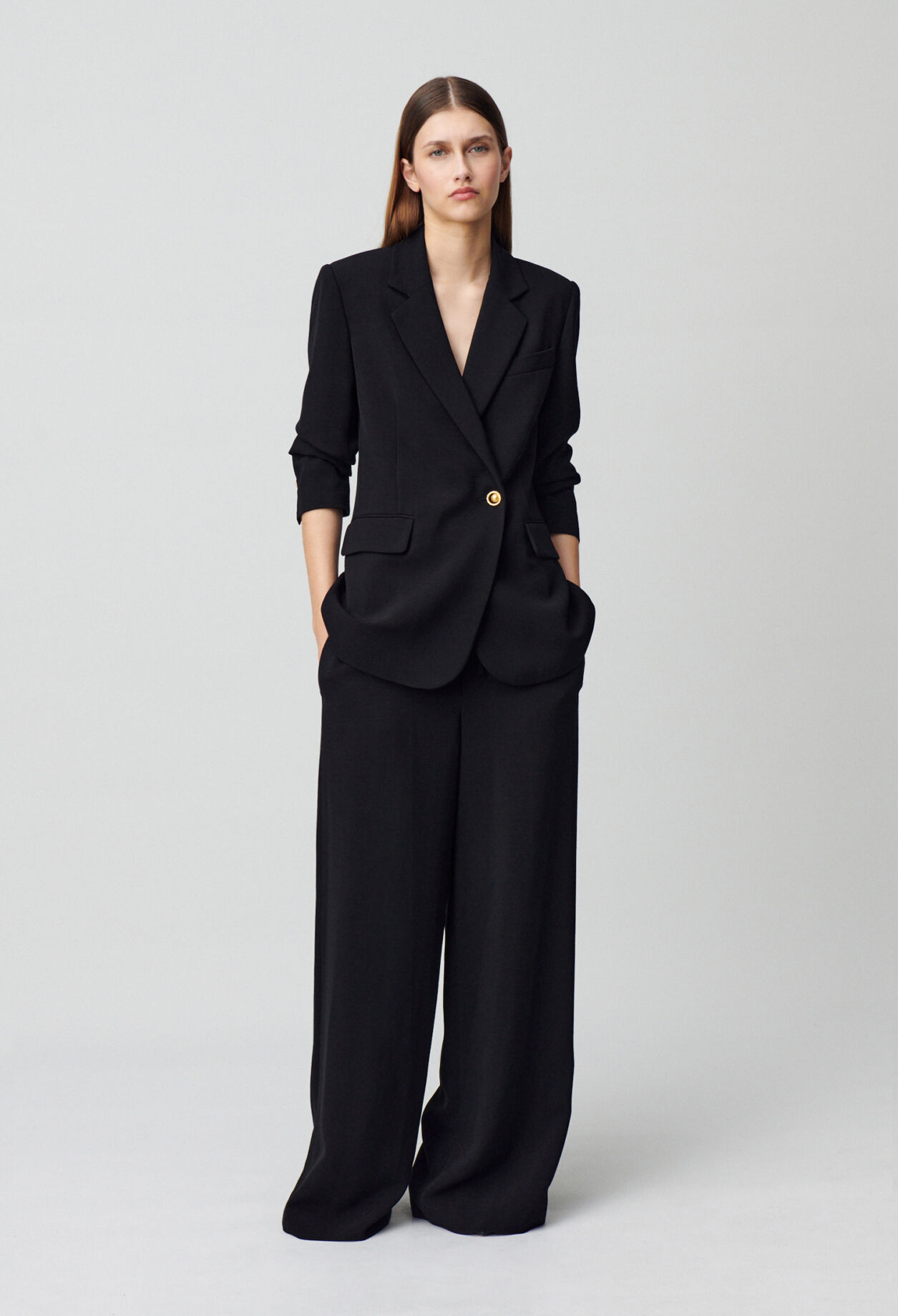 Buttoned blazer
