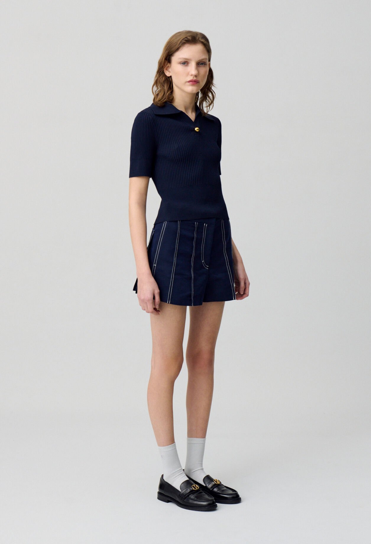Fine knit top