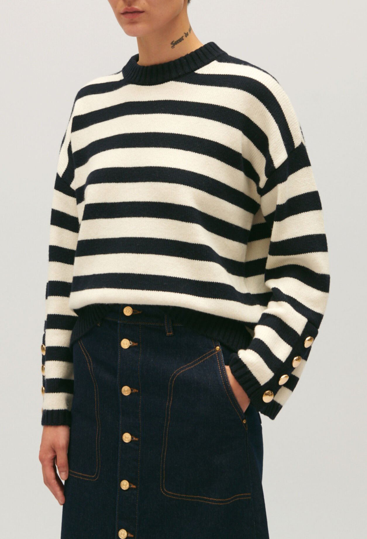 Two-tone oversized jumper
