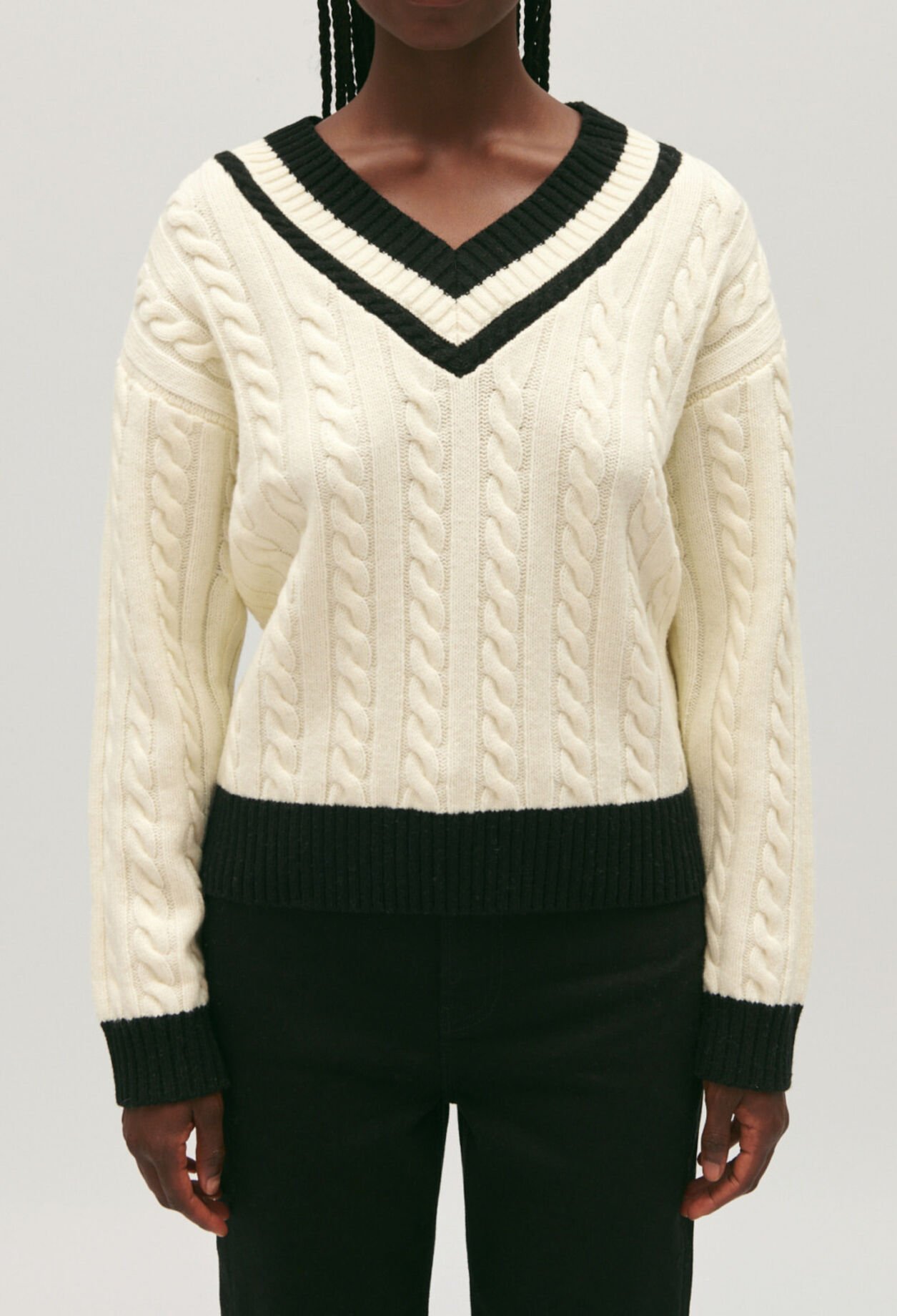 Cable knit jumper