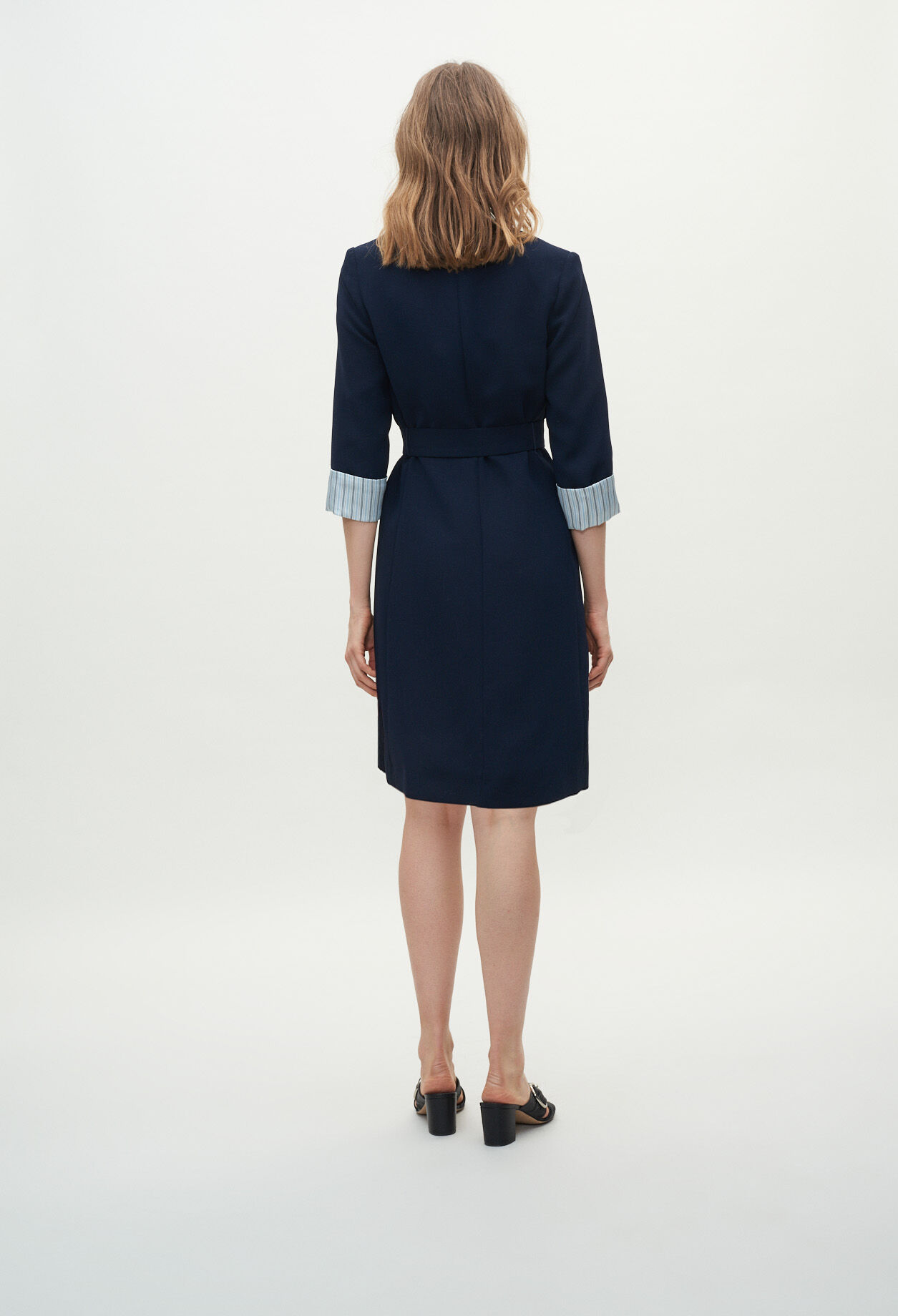 Dress with contrasting cuffs