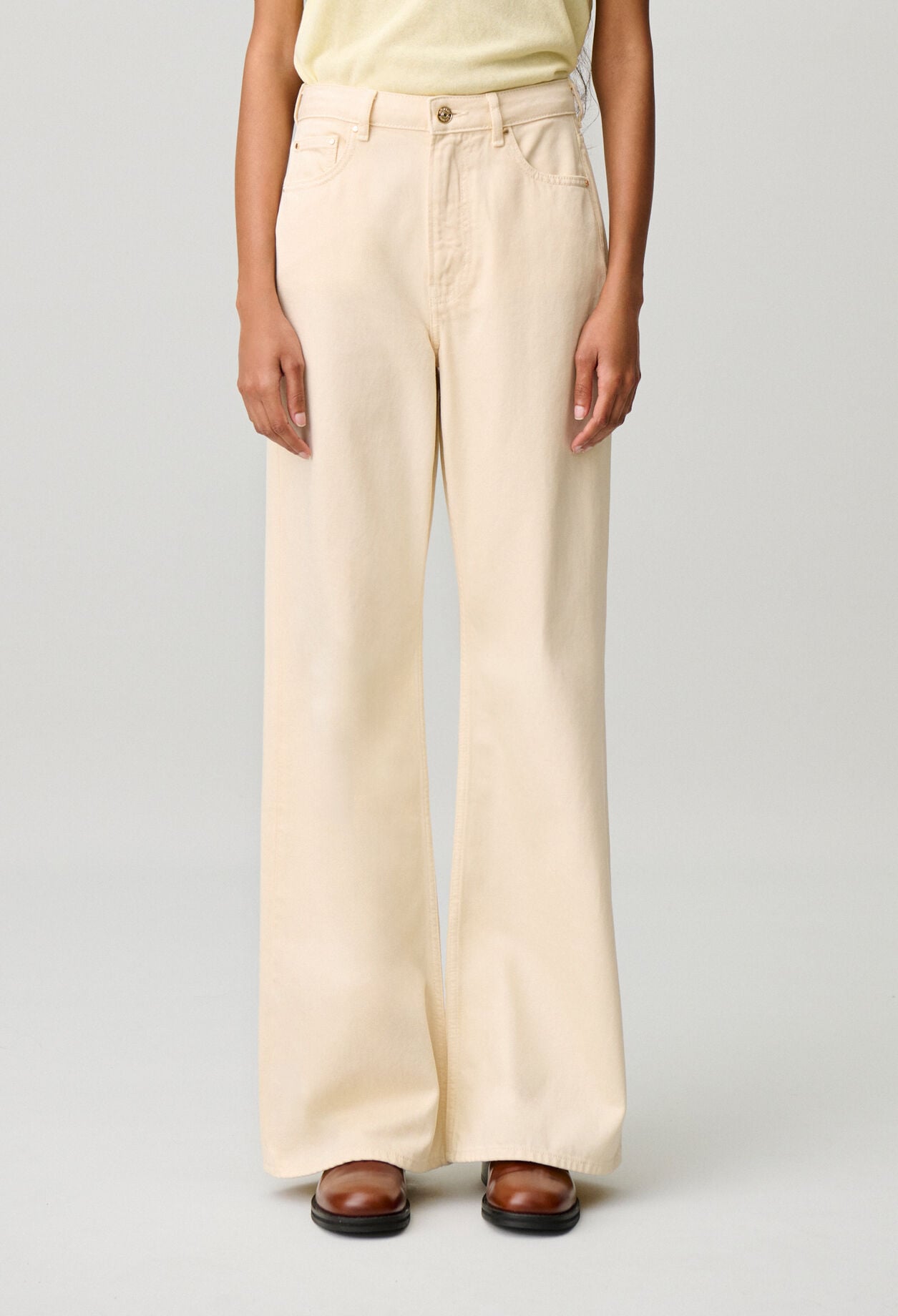 High-waisted flared denim jeans