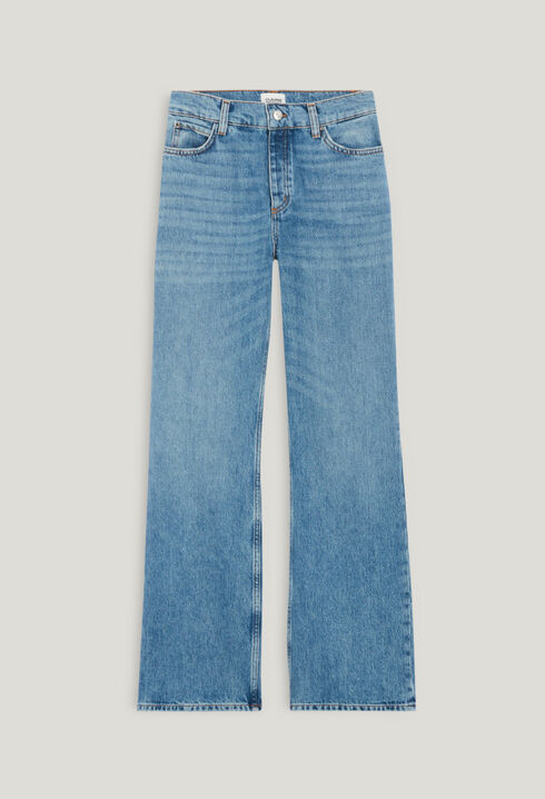 Blue straight-leg jeans