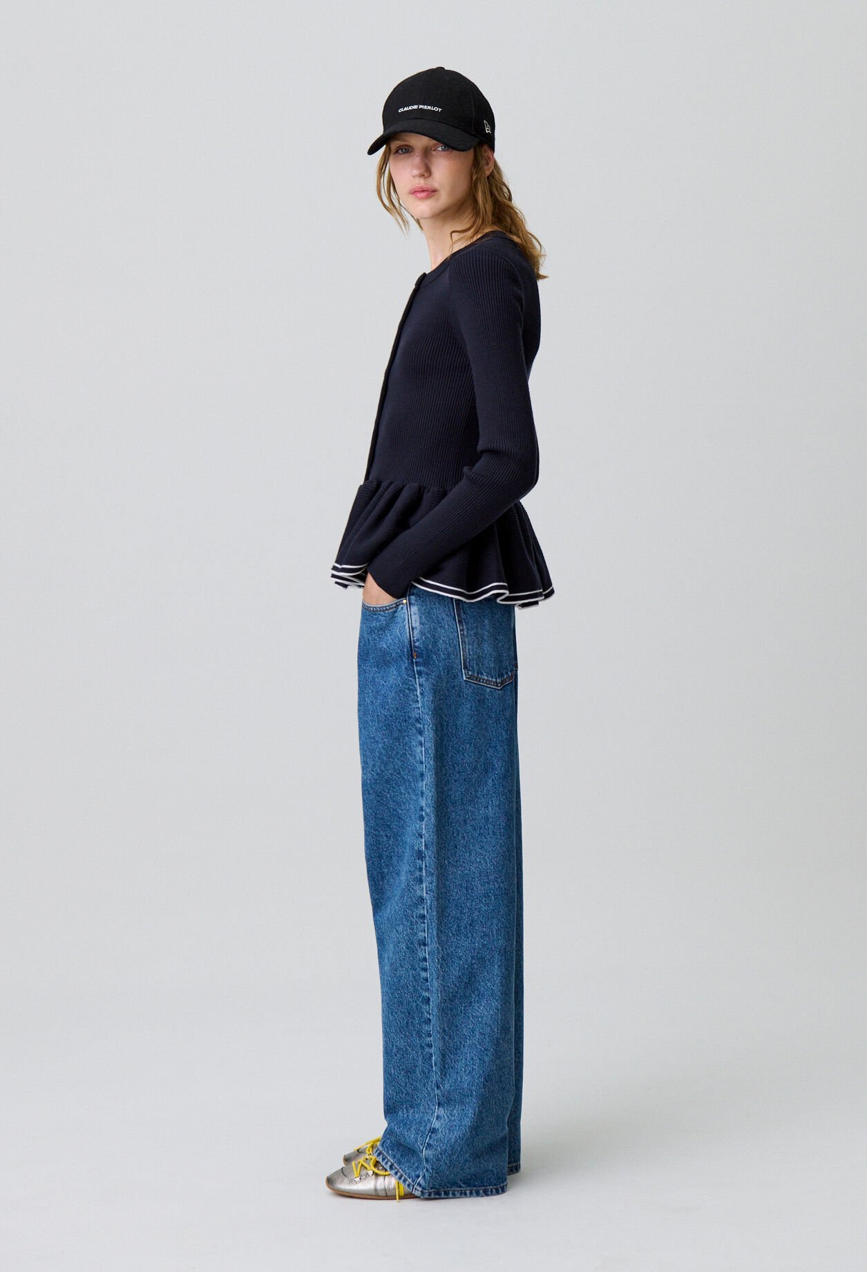 Fitted Knit Cardigan