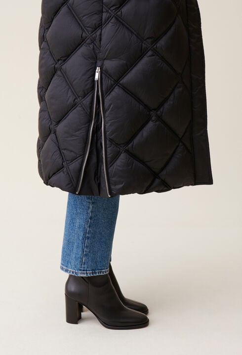 Long quilted hooded puffer coat