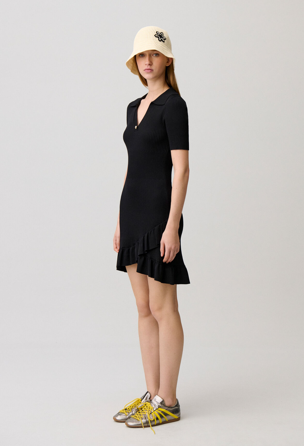 Shirt collar knit dress