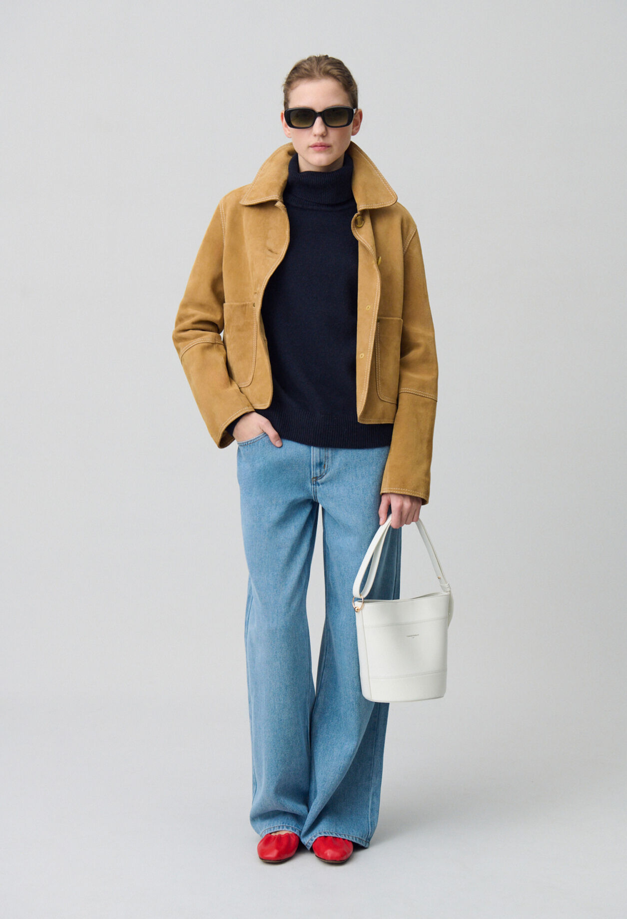 Solveig leather bucket bag