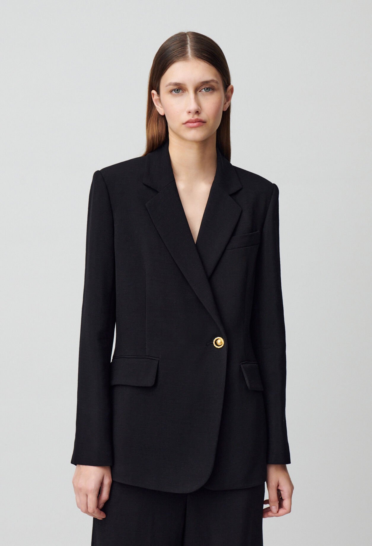 Buttoned blazer