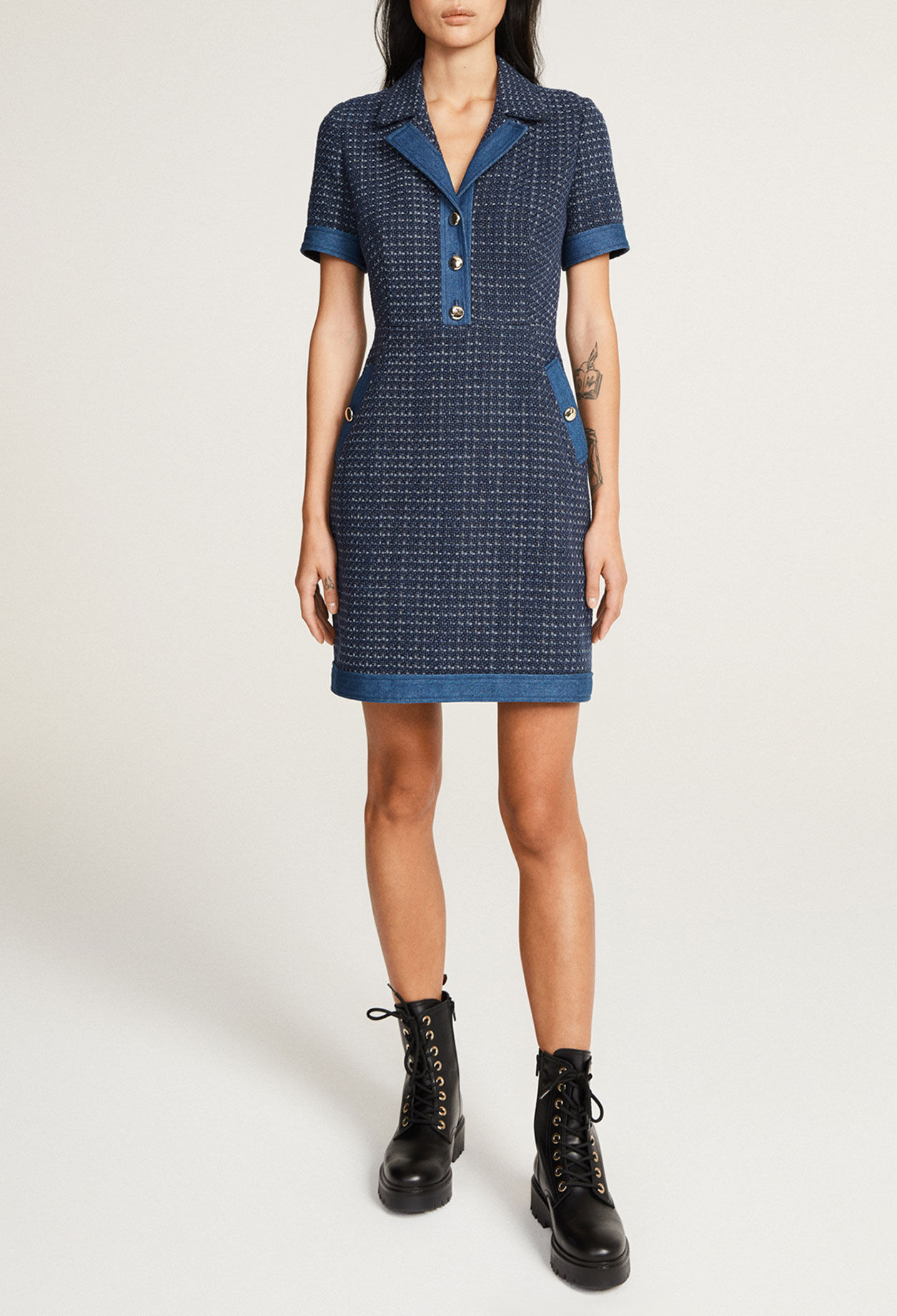 Short-sleeved dress