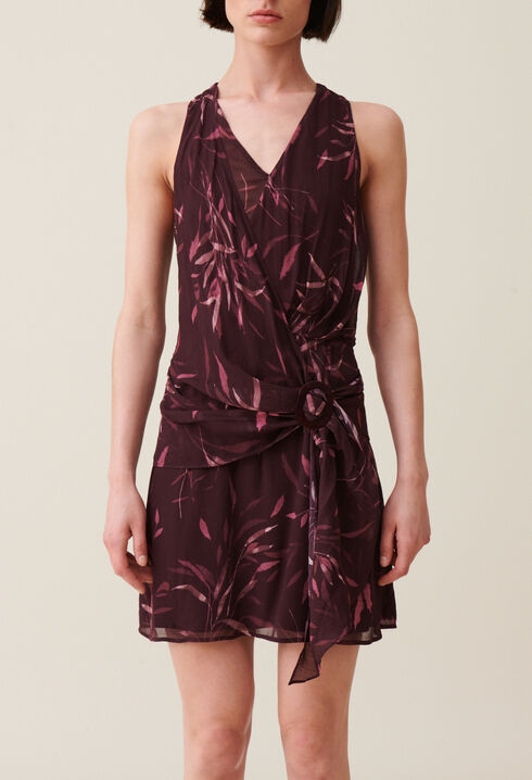 Short fluid dress without sleeves lined