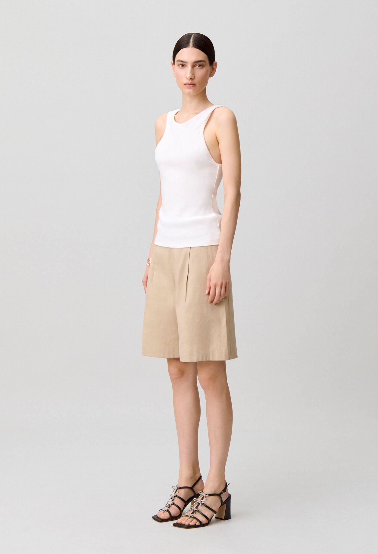 Linen Bermuda shorts