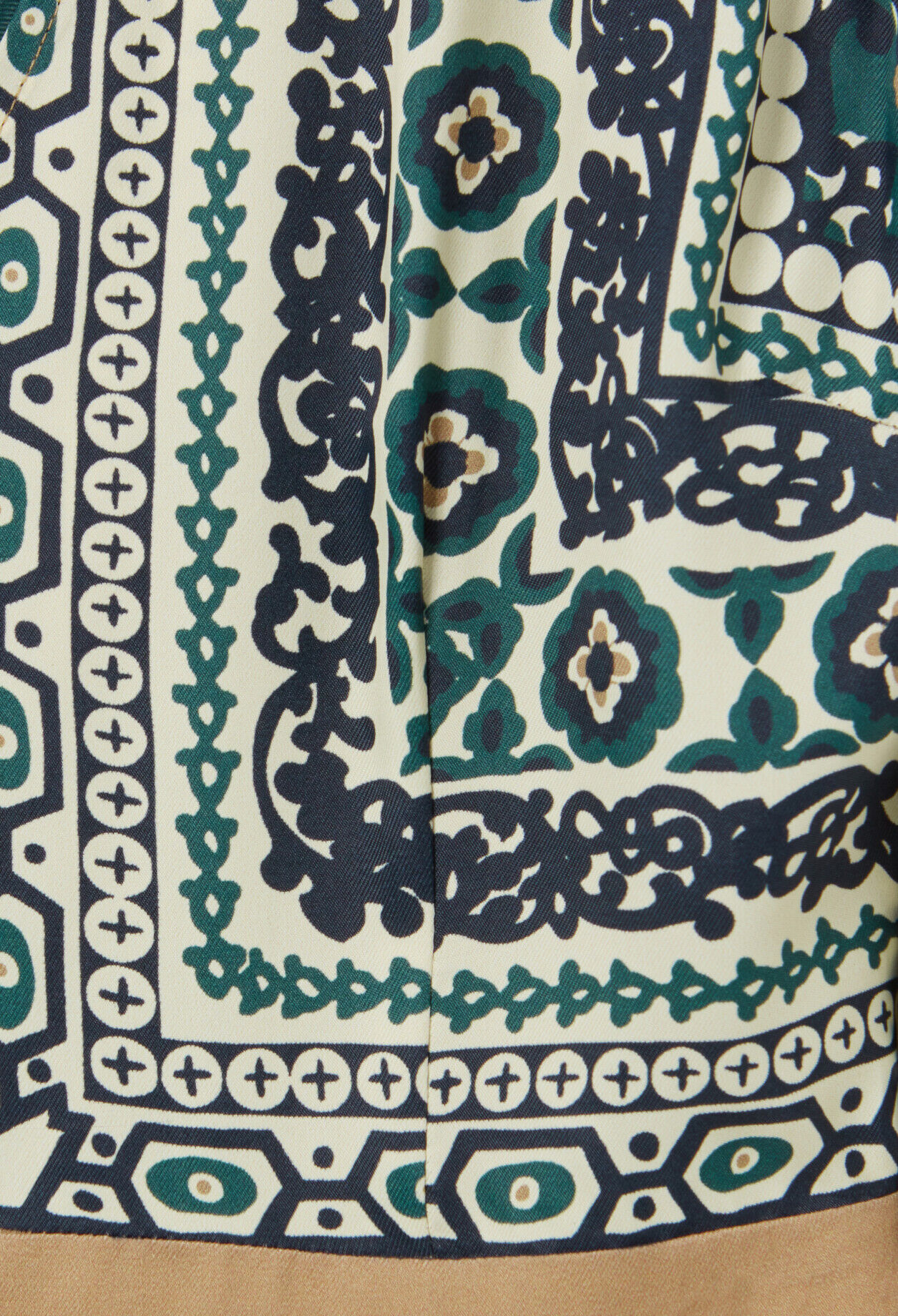 Flowy printed maxi dress