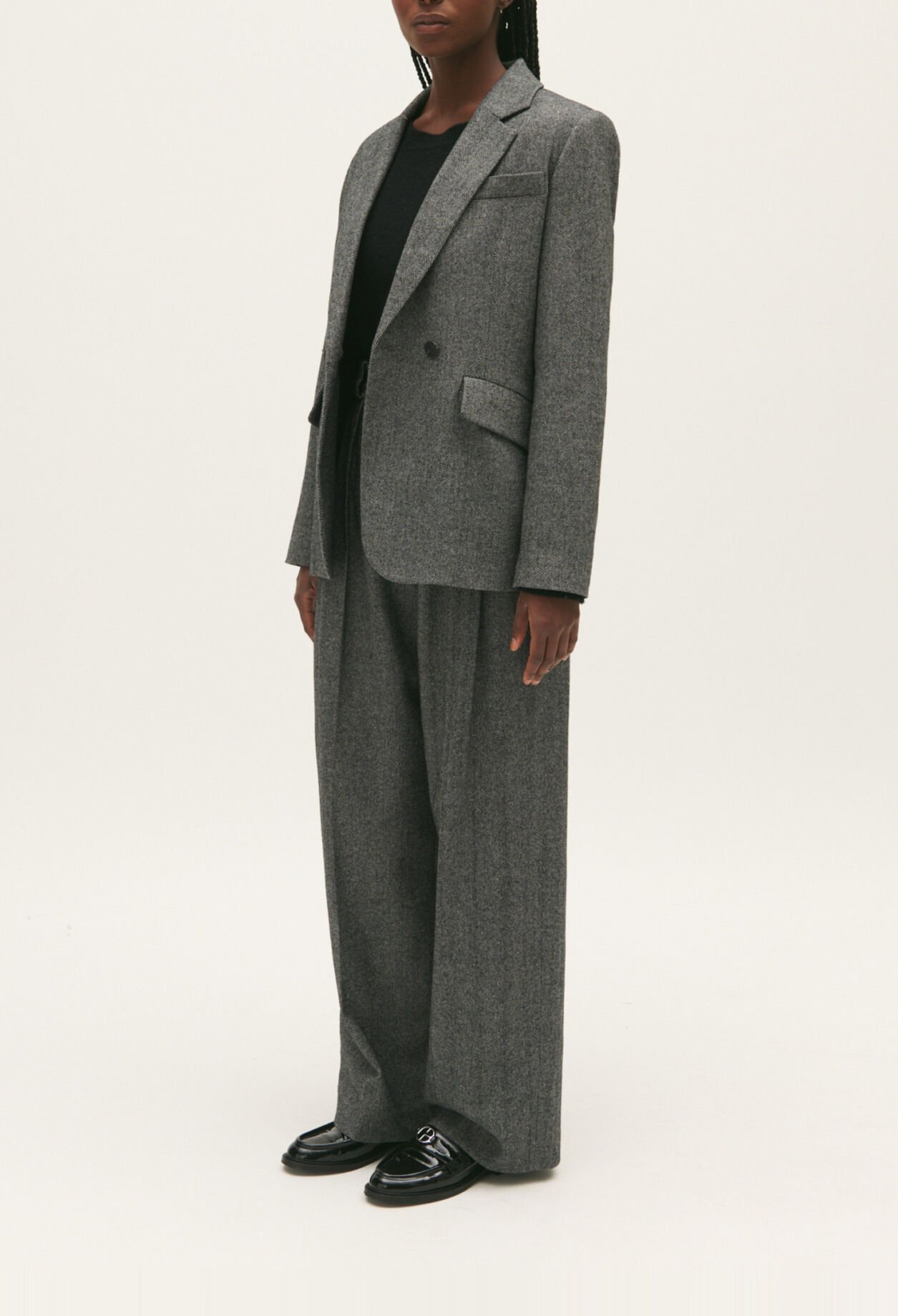 Two-tone suit jacket