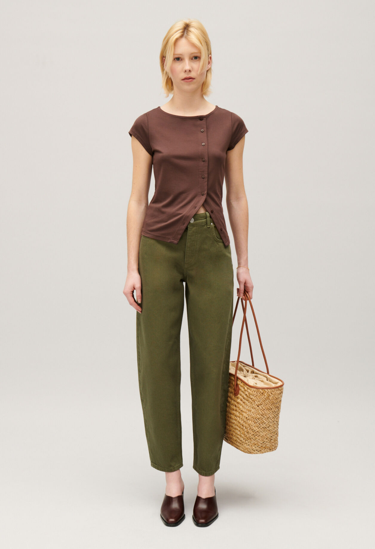 Khaki mom Luc jeans