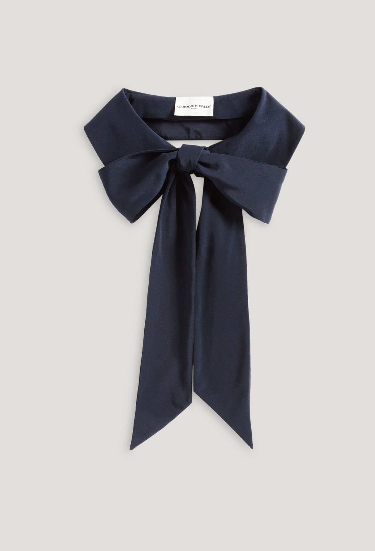 Removable silk Peter Pan collar