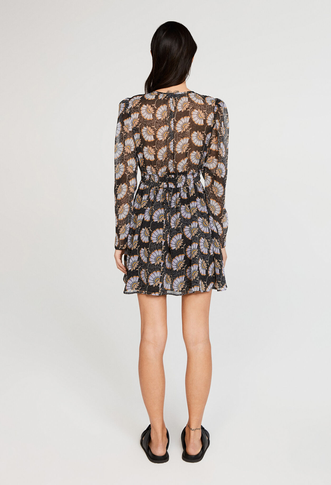 Short dress with long sleeves